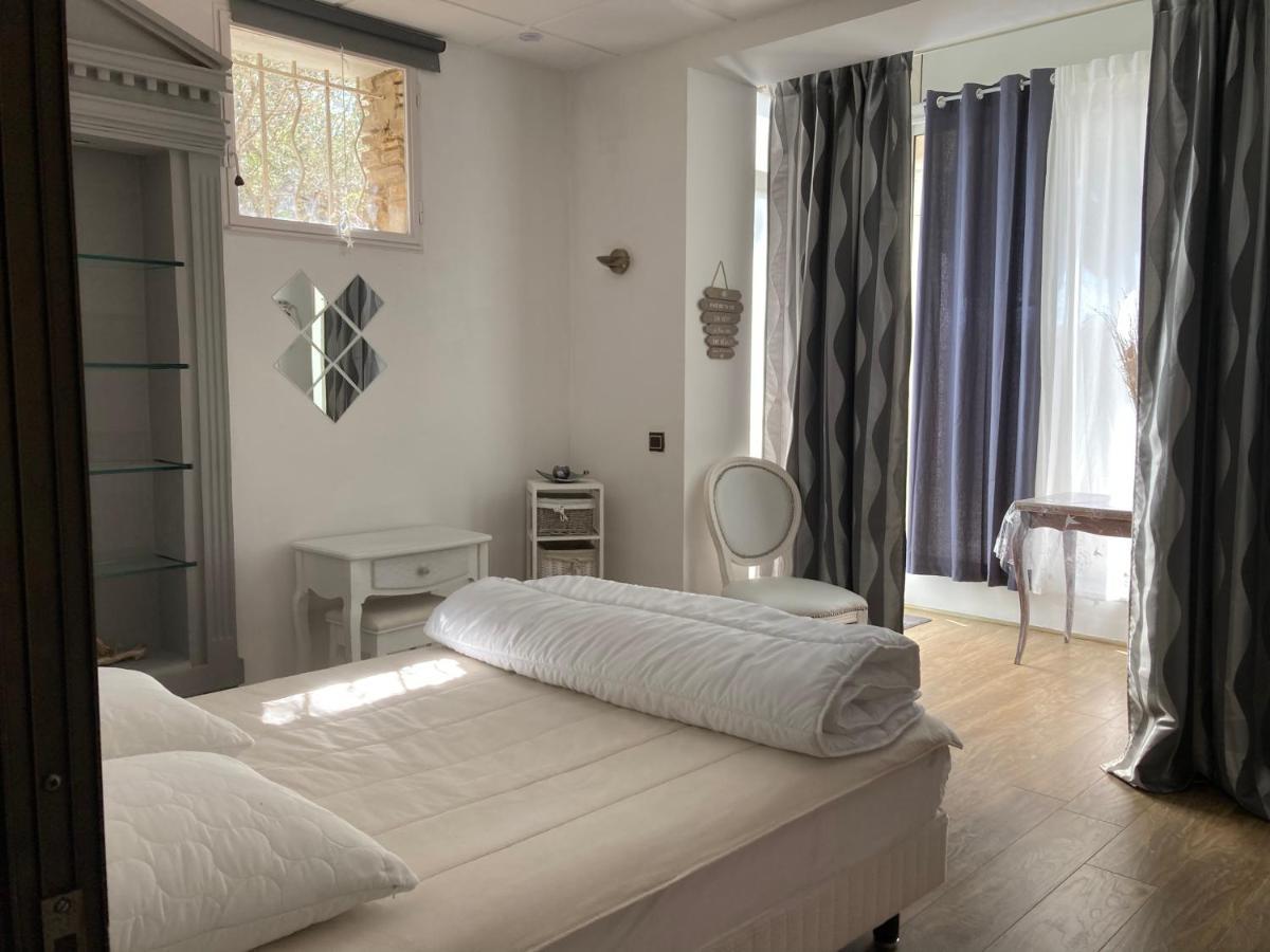 Gite Comme A La Maison Hyères Exterior foto