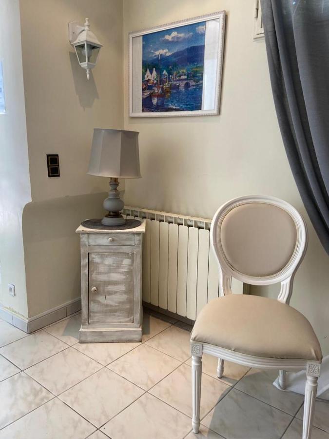 Gite Comme A La Maison Hyères Exterior foto